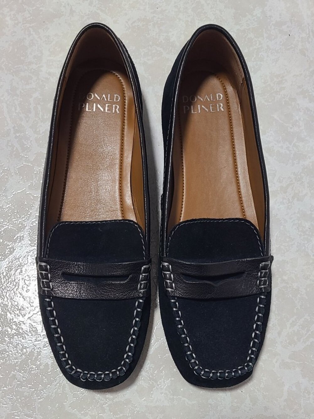 Donald Pliner Black Suede Loafers Size 9